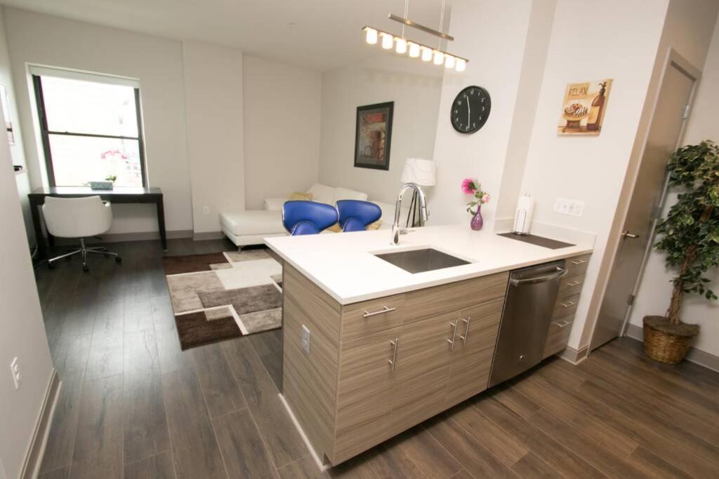 Ferienwohnung Ultra Modern New 1Br 1Ba By Rittenhouse Doorman!!! Philadelphia Exterior foto